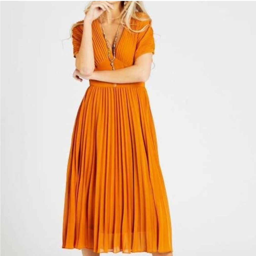 Altar'd State Livorna Pleated Midi Dress Size S, Color Spice Orange